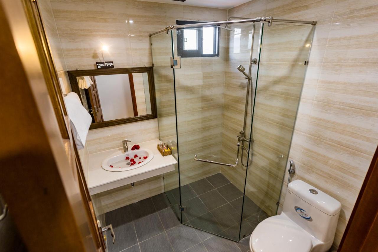 Oyo 227 Trang Anh Hotel Nha Trang Dış mekan fotoğraf